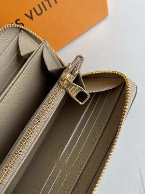 wholesale quality louis vuitton wallets m69794 gray