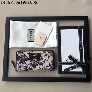 cheap Gucci Wallets wholesale Model No. 35747