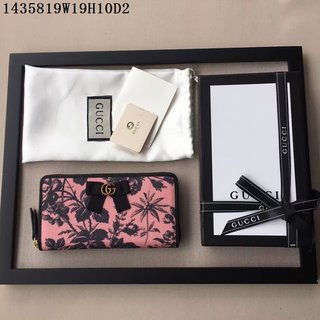 cheap Gucci Wallets wholesale Model No. 35748