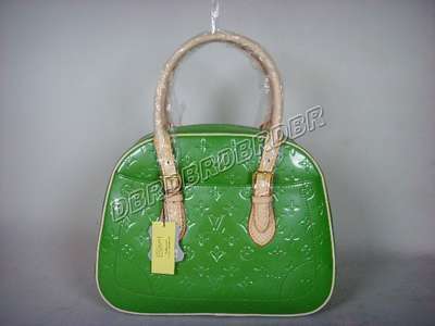 Louis Vuitton M93516 green