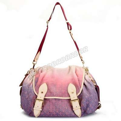 Louis Vuitton M93188 pink