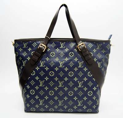 Louis Vuitton M96604 royal blue