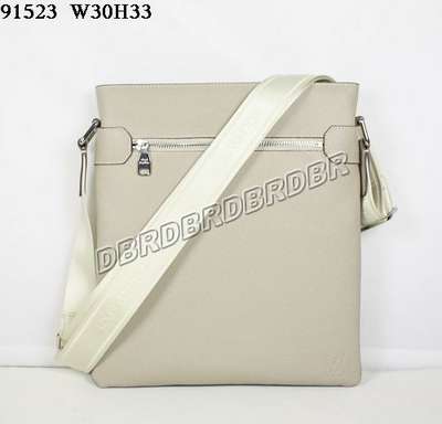 Louis Vuitton 91523 beige white