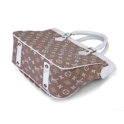 discount louis vuitton handbags cruise 2011 m93496 white wholesale