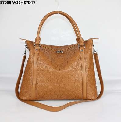 Louis Vuitton 97068 brown