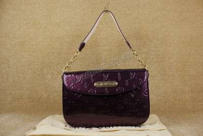 Louis Vuitton M93598 purple