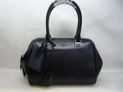 Louis Vuitton M93495 black